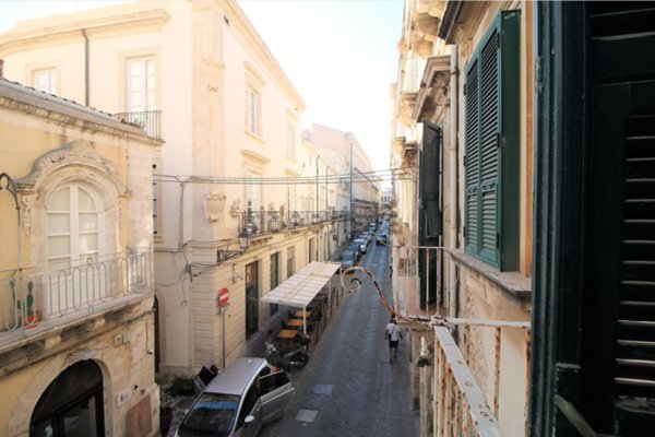 appartamento in vendita a Siracusa in zona Isola Ortigia