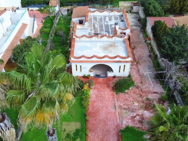 casa indipendente in vendita a Siracusa in zona Arenella