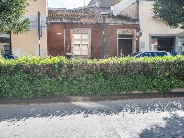 casa indipendente in vendita a Siracusa in zona Centro Città