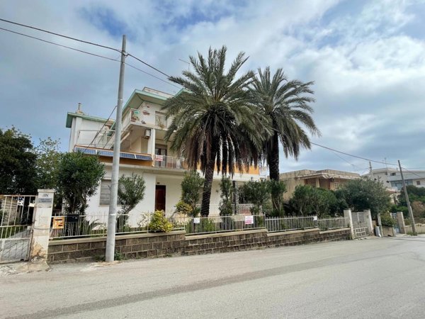 appartamento in vendita a Siracusa in zona Grottasanta