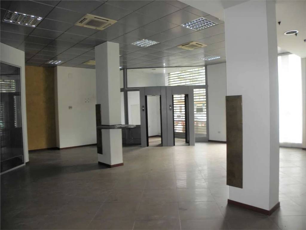 negozio in vendita a Siracusa in zona Centro Città