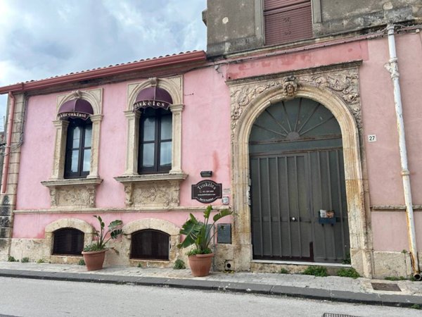 ufficio in vendita a Siracusa in zona Borgata