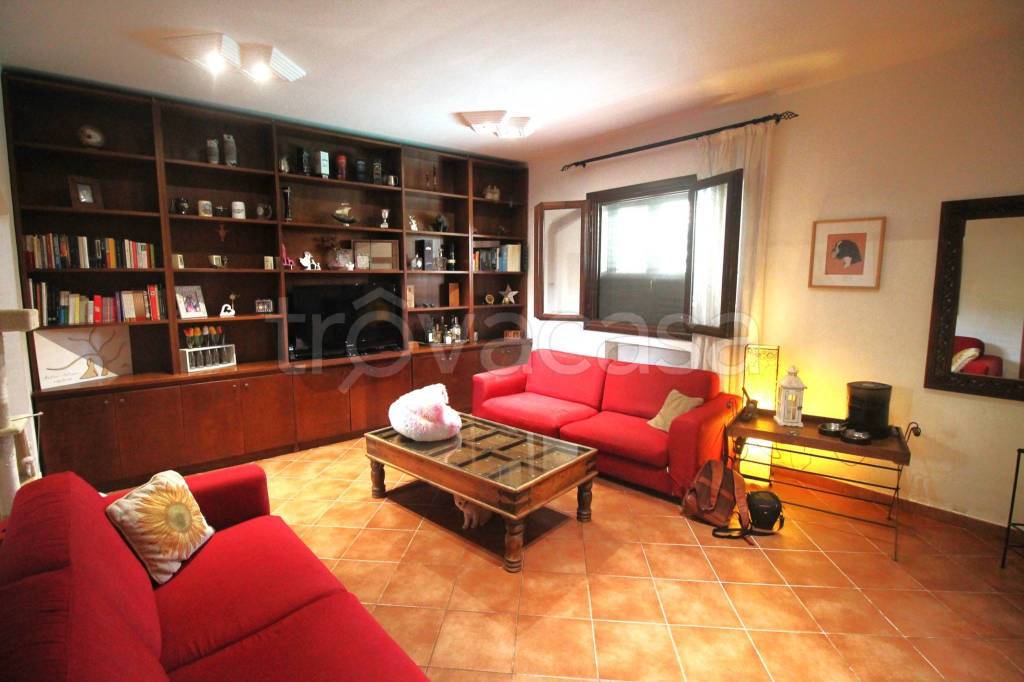 casa indipendente in vendita a Siracusa in zona Belvedere