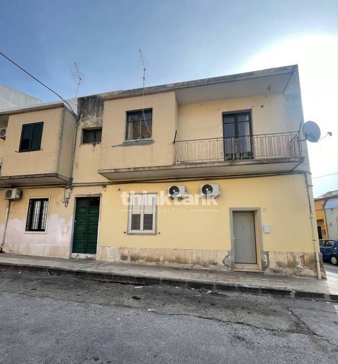 appartamento in vendita a Siracusa in zona Centro Città
