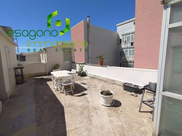 appartamento in vendita a Siracusa in zona Borgata