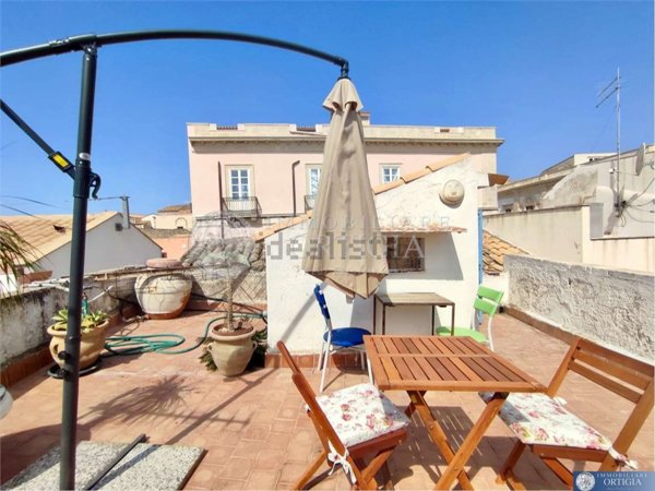appartamento in vendita a Siracusa in zona Isola Ortigia