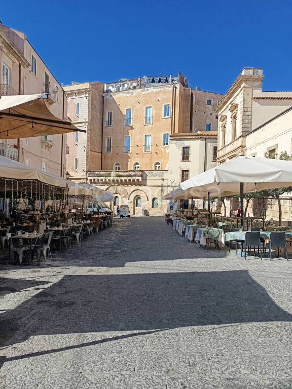 appartamento in vendita a Siracusa in zona Isola Ortigia