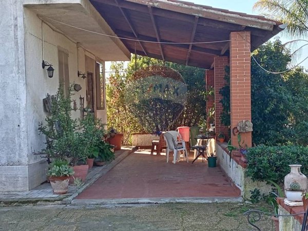 casa indipendente in vendita a Siracusa in zona Belvedere
