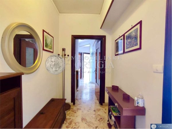 appartamento in vendita a Siracusa in zona Borgata