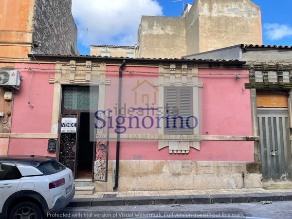 casa indipendente in vendita a Siracusa in zona Borgata