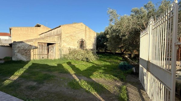 casa indipendente in vendita a Siracusa in zona Isola / Plemmirio