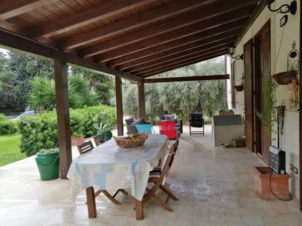 casa indipendente in vendita a Siracusa in zona Scala Greca