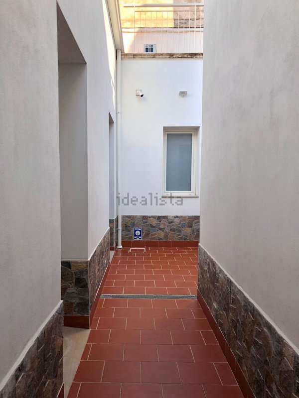 pentavano in vendita a Siracusa in zona Borgata