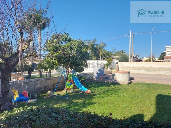 casa indipendente in vendita a Siracusa in zona Arenella