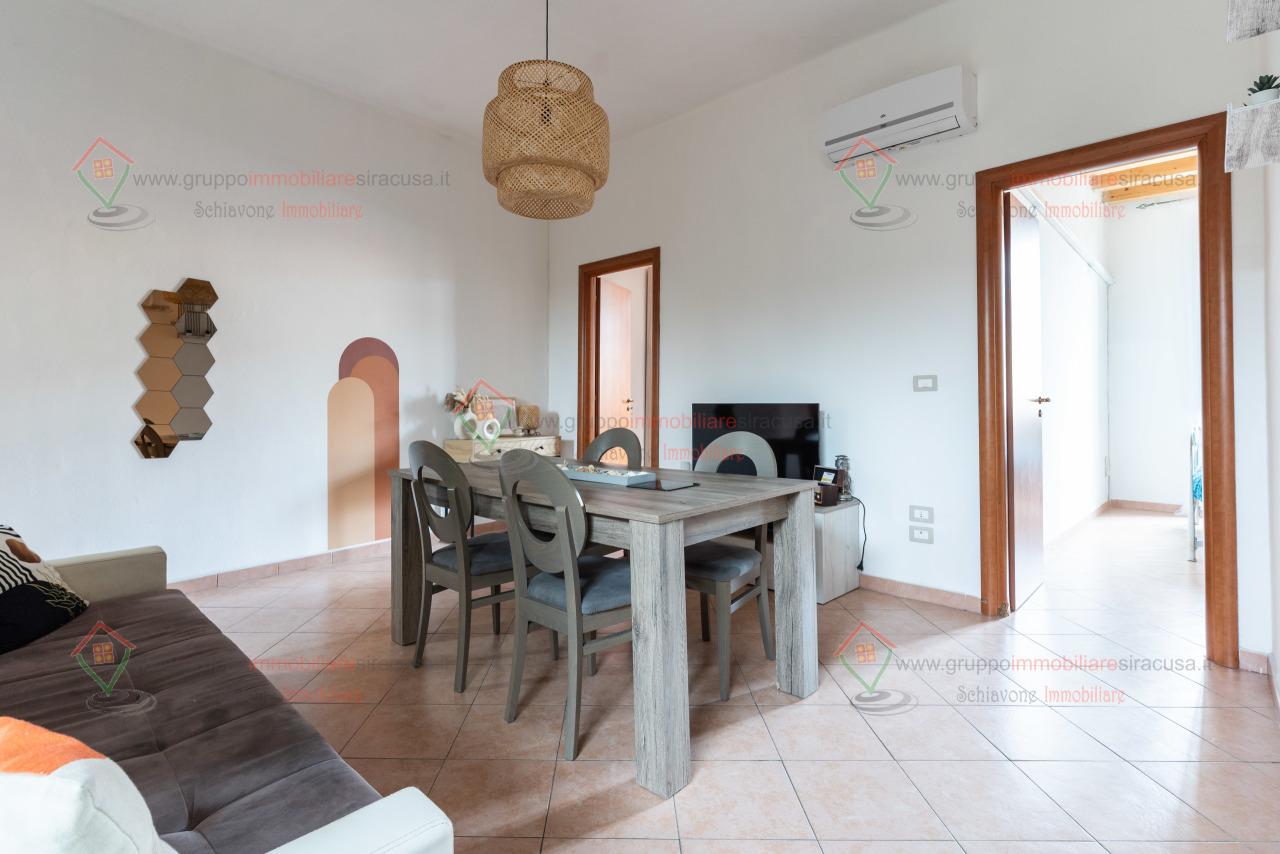 appartamento in vendita a Siracusa in zona Borgata