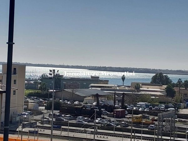 appartamento in vendita a Siracusa in zona Borgata