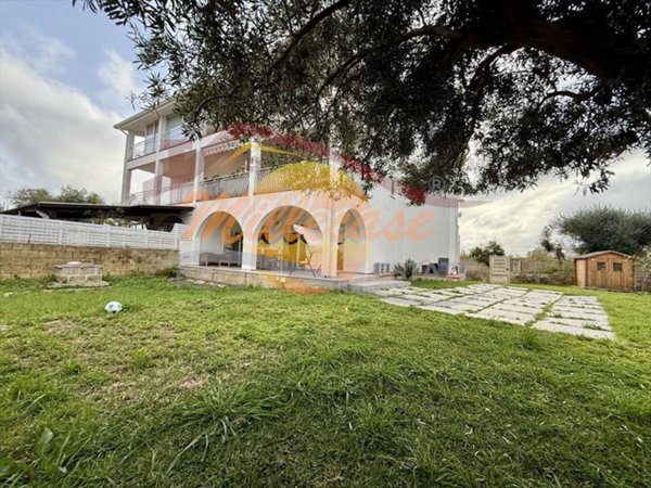 appartamento in vendita a Siracusa in zona Isola / Plemmirio