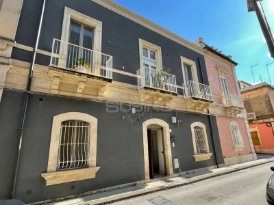appartamento in vendita a Siracusa in zona Borgata