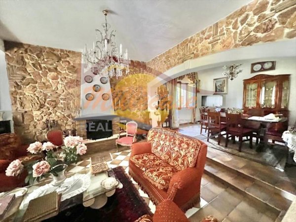 casa indipendente in vendita a Siracusa in zona Scala Greca