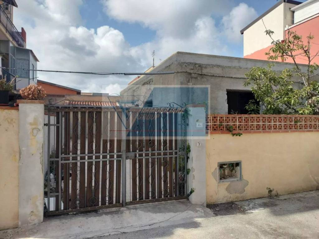 casa indipendente in vendita a Siracusa in zona Belvedere