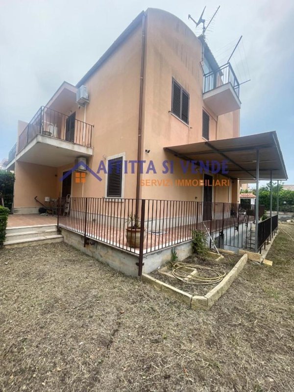 casa indipendente in vendita a Siracusa in zona Epipoli