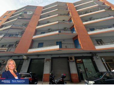 negozio in vendita a Siracusa in zona Centro Città