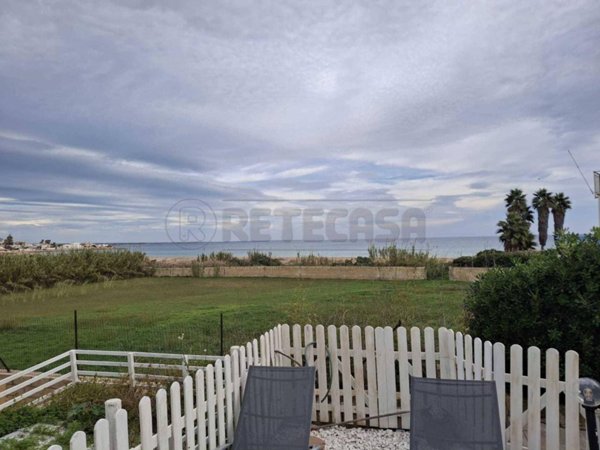 casa indipendente in vendita a Siracusa in zona Borgata