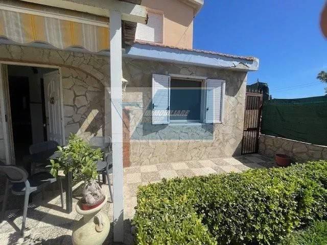 casa indipendente in vendita a Siracusa in zona Belvedere