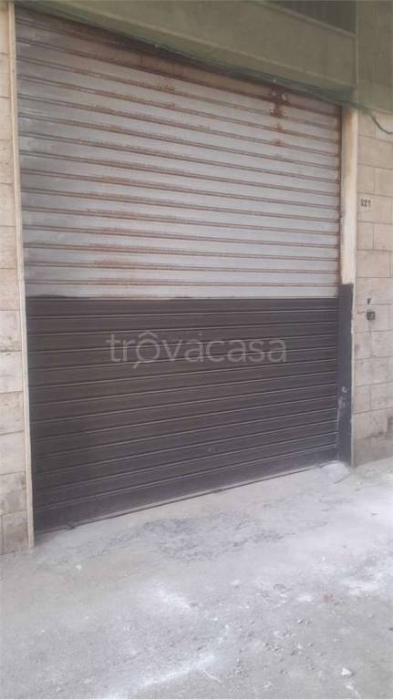 locale di sgombero in vendita a Siracusa in zona Grottasanta