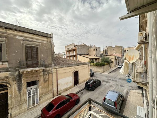 appartamento in vendita a Siracusa in zona Borgata