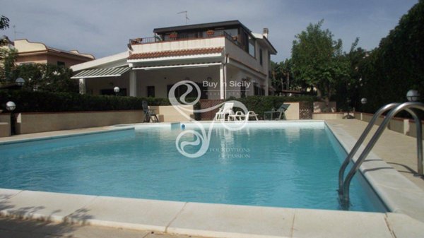 casa indipendente in vendita a Siracusa in zona Isola / Plemmirio