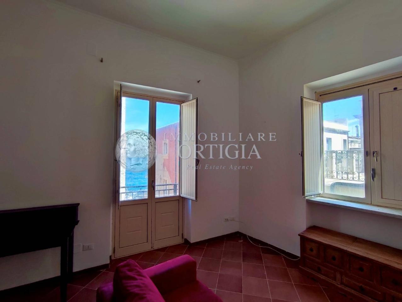 appartamento in vendita a Siracusa in zona Isola Ortigia