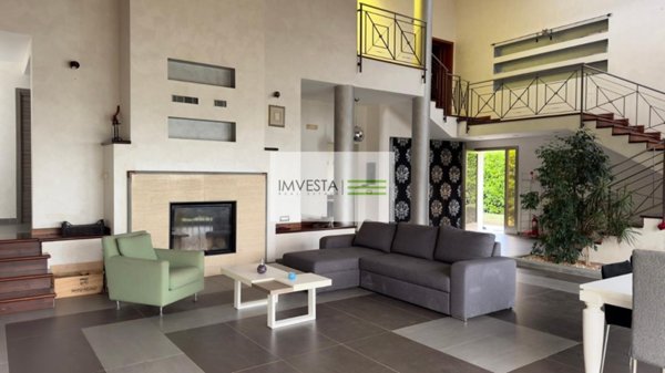 casa indipendente in vendita a Siracusa in zona Belvedere