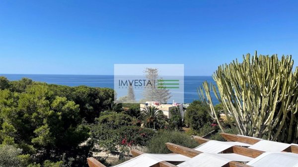 casa indipendente in vendita a Siracusa in zona Isola / Plemmirio