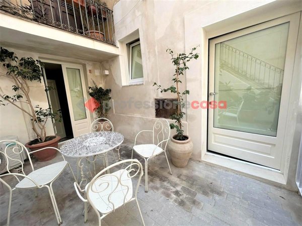 appartamento in vendita a Siracusa in zona Isola Ortigia