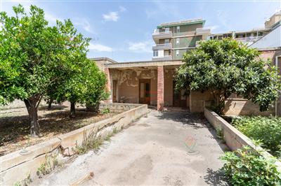 casa indipendente in vendita a Siracusa in zona Scala Greca