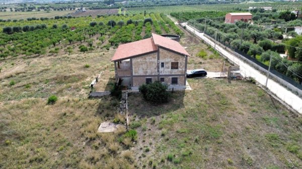casa indipendente in vendita a Siracusa in zona Centro Città