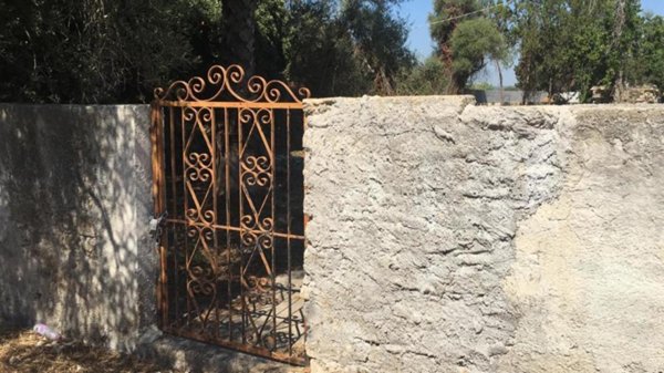 terreno edificabile in vendita a Siracusa in zona Arenella