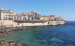 negozio in vendita a Siracusa