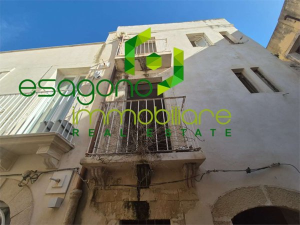 appartamento in vendita a Siracusa in zona Isola Ortigia