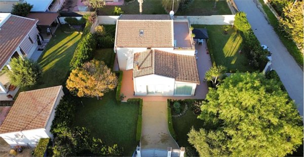 casa indipendente in vendita a Siracusa in zona Isola / Plemmirio
