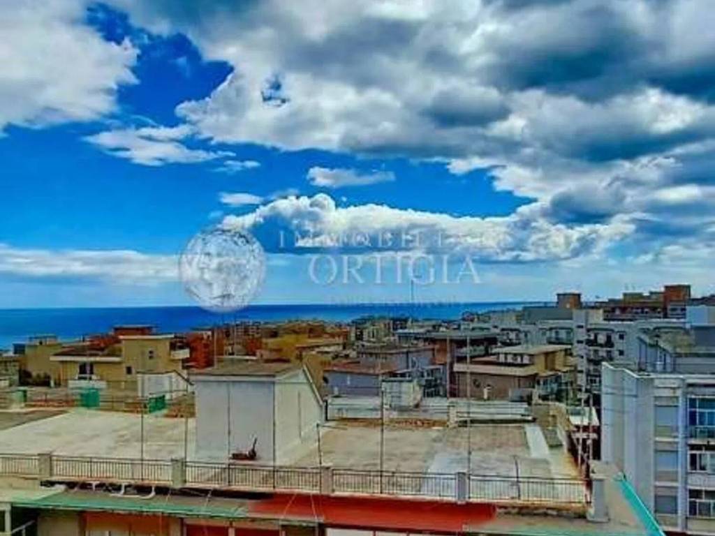 appartamento in vendita a Siracusa in zona Grottasanta