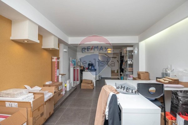 negozio in vendita a Siracusa in zona Centro Città
