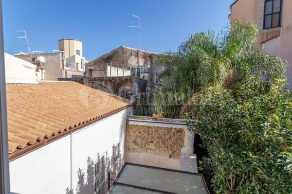 appartamento in vendita a Siracusa in zona Isola Ortigia