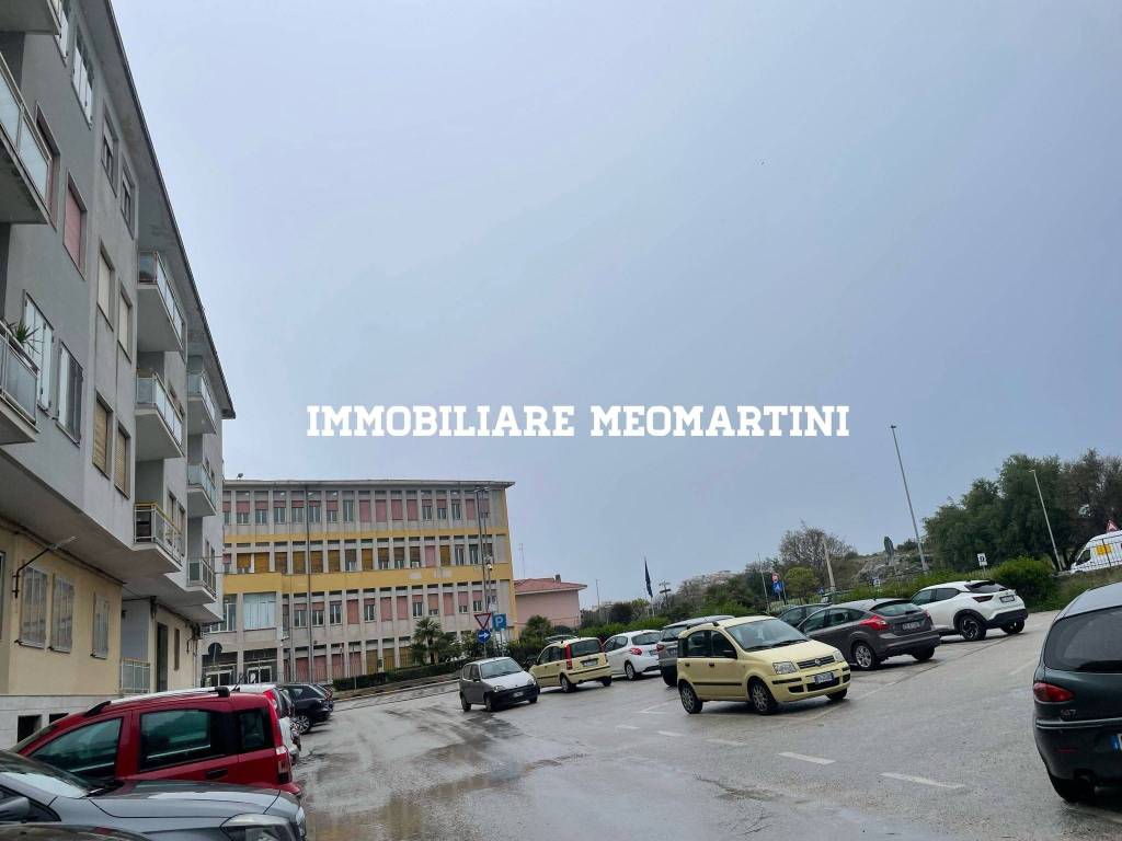 locale di sgombero in vendita a Siracusa in zona Borgata