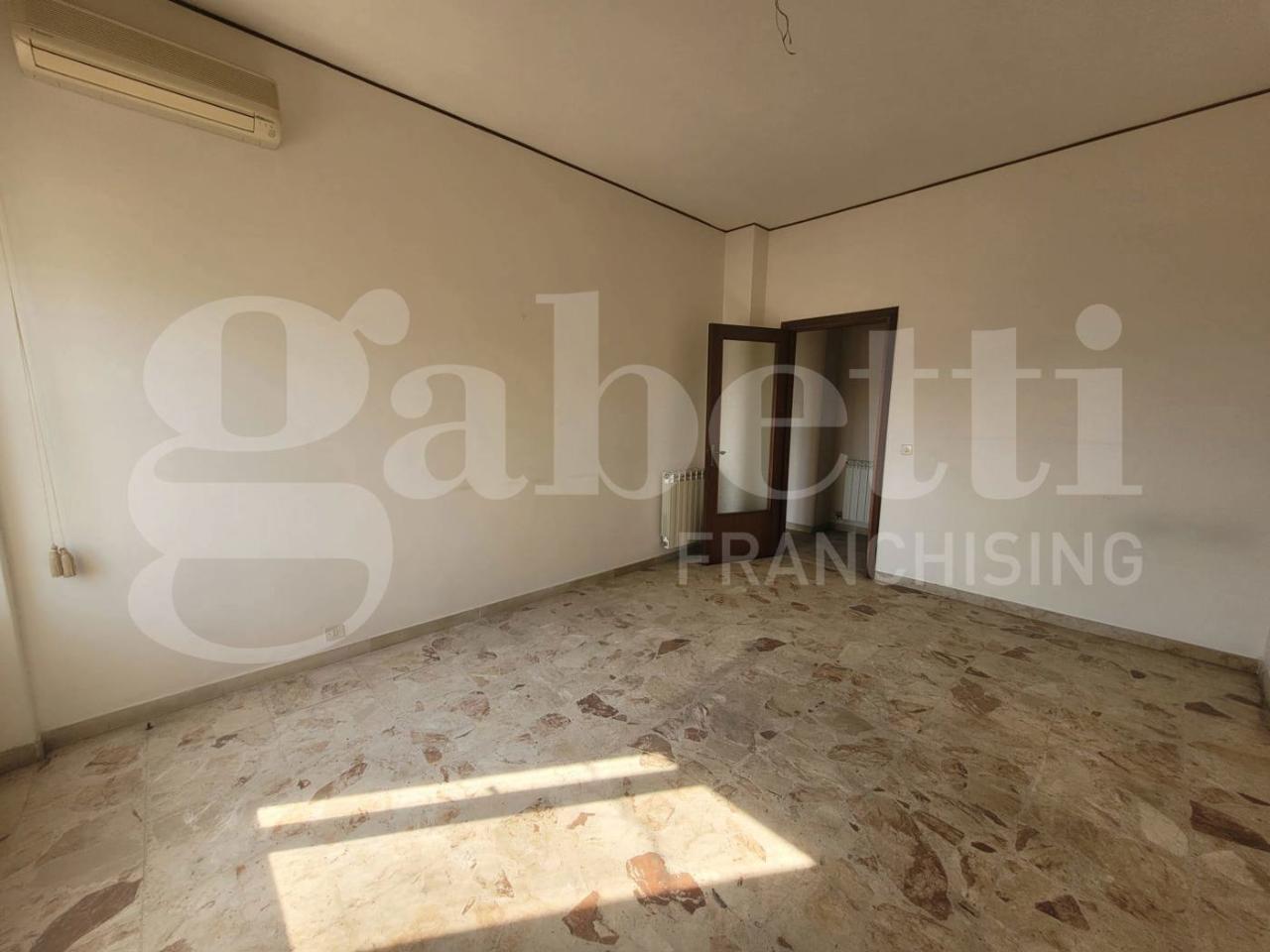 appartamento in vendita a Siracusa in zona Borgata