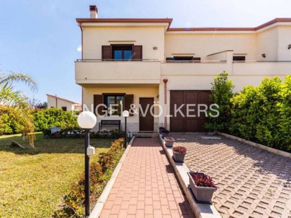 casa indipendente in vendita a Siracusa in zona Centro Città