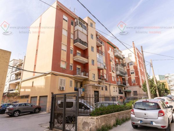 appartamento in vendita a Siracusa in zona Grottasanta