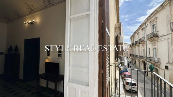 appartamento in vendita a Siracusa in zona Isola Ortigia