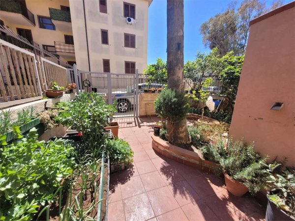 casa indipendente in vendita a Siracusa in zona Scala Greca